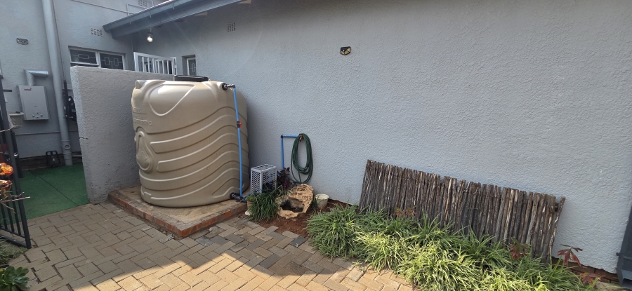 4 Bedroom Property for Sale in Carters Glen Northern Cape